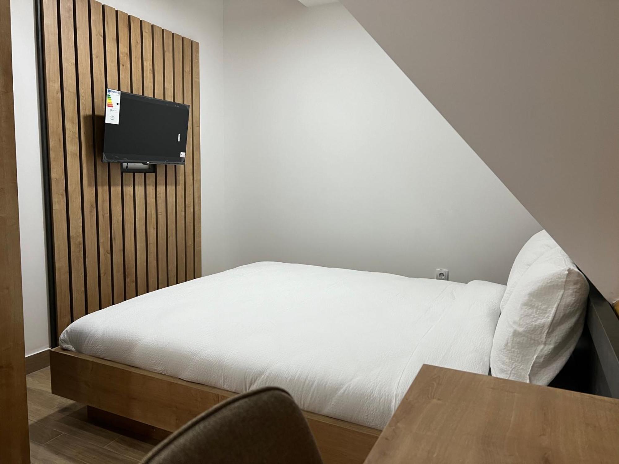 Zlatni Odmor Aparthotel ซลาตีบอร์ ภายนอก รูปภาพ