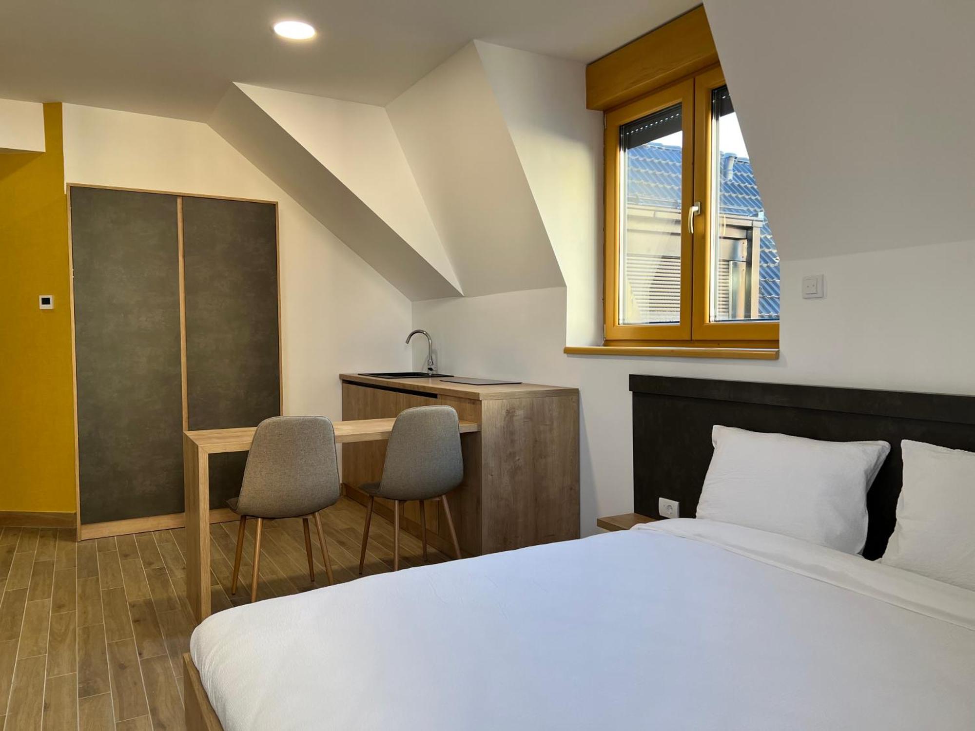 Zlatni Odmor Aparthotel ซลาตีบอร์ ภายนอก รูปภาพ