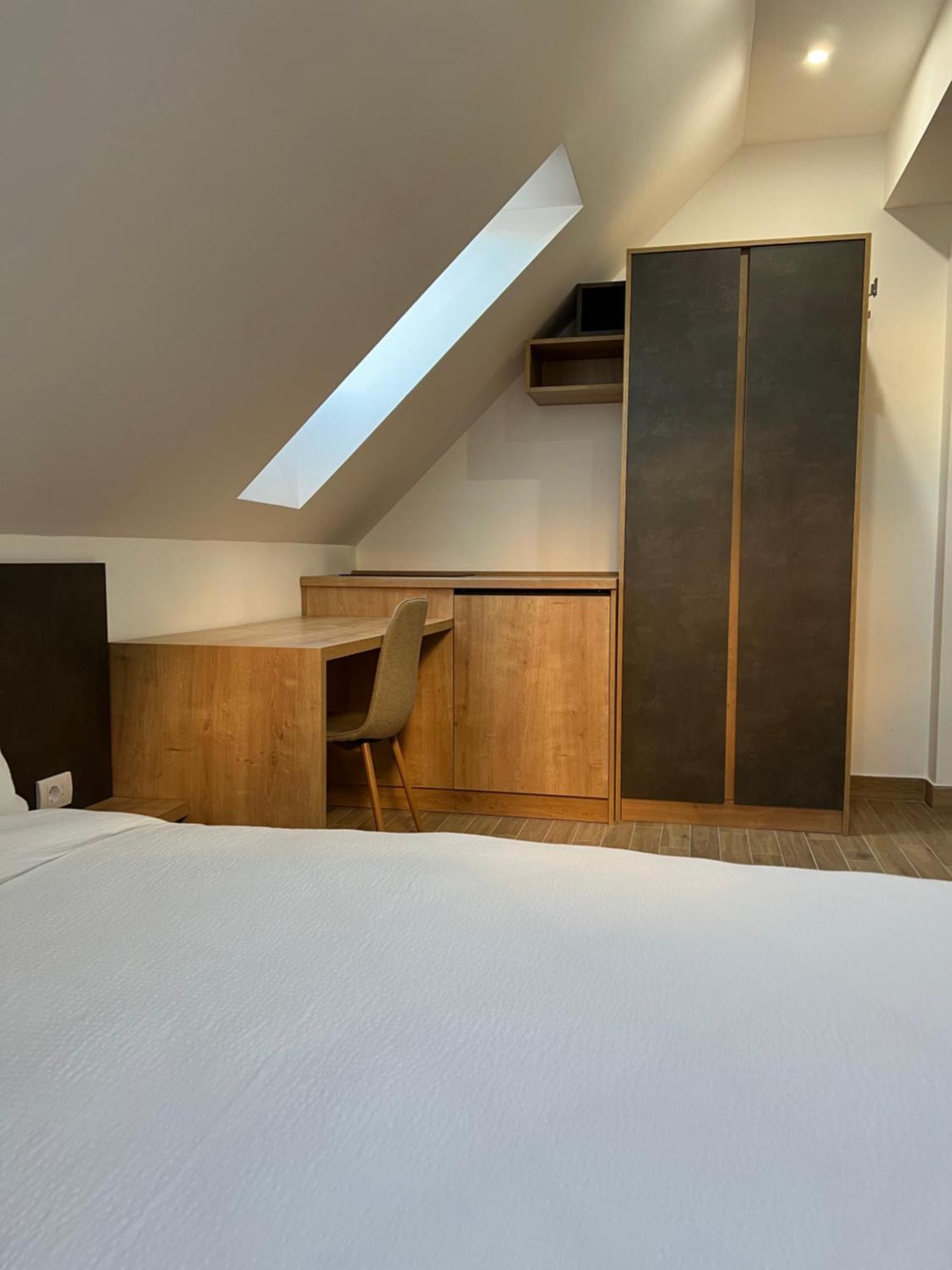Zlatni Odmor Aparthotel ซลาตีบอร์ ภายนอก รูปภาพ