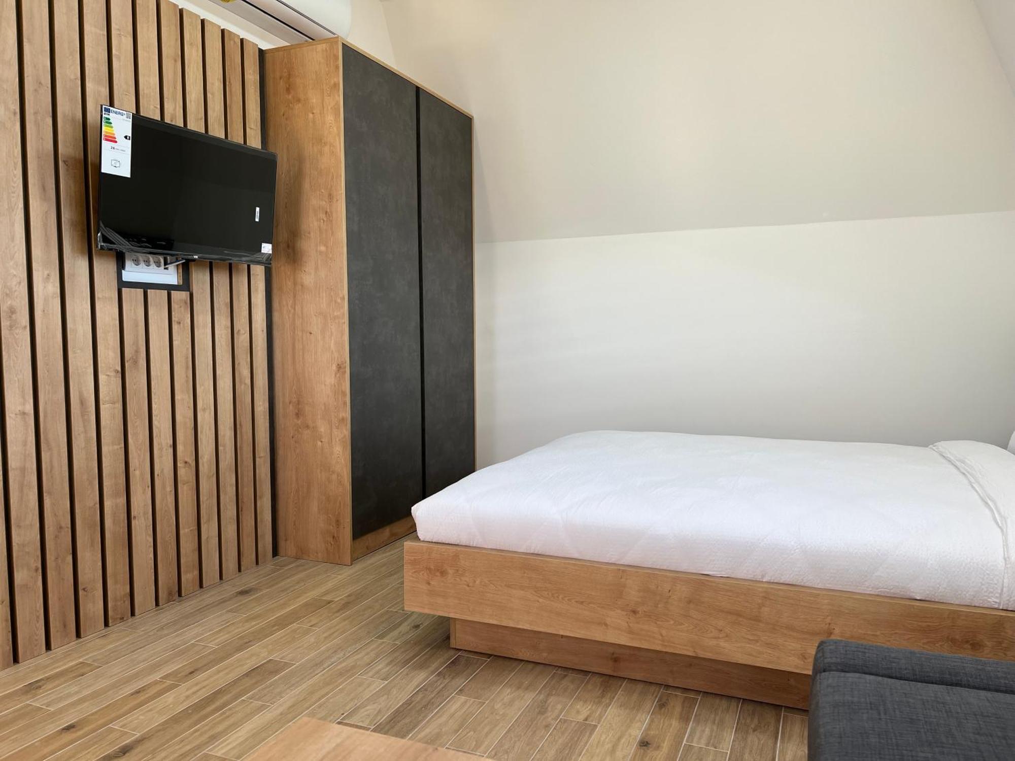 Zlatni Odmor Aparthotel ซลาตีบอร์ ภายนอก รูปภาพ