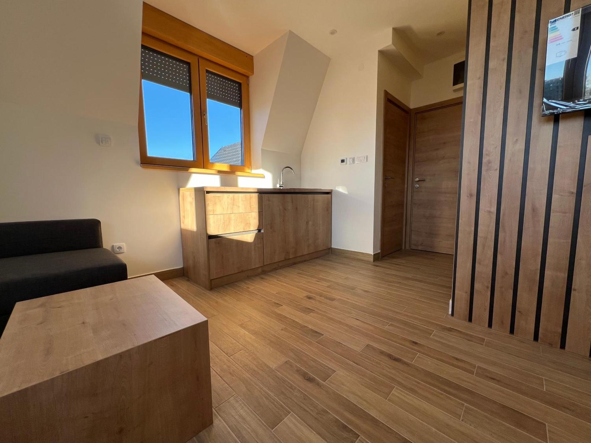 Zlatni Odmor Aparthotel ซลาตีบอร์ ภายนอก รูปภาพ